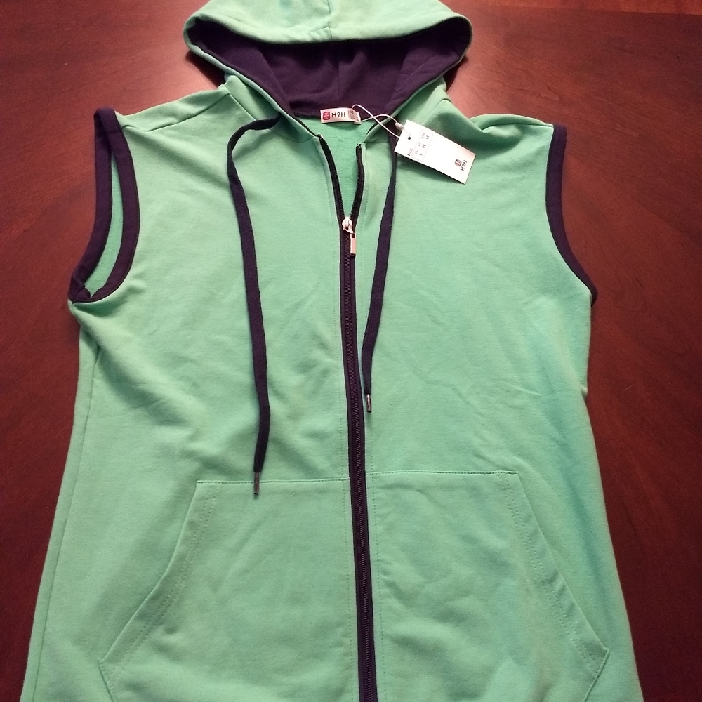 Sleeveless Hoodie NWT